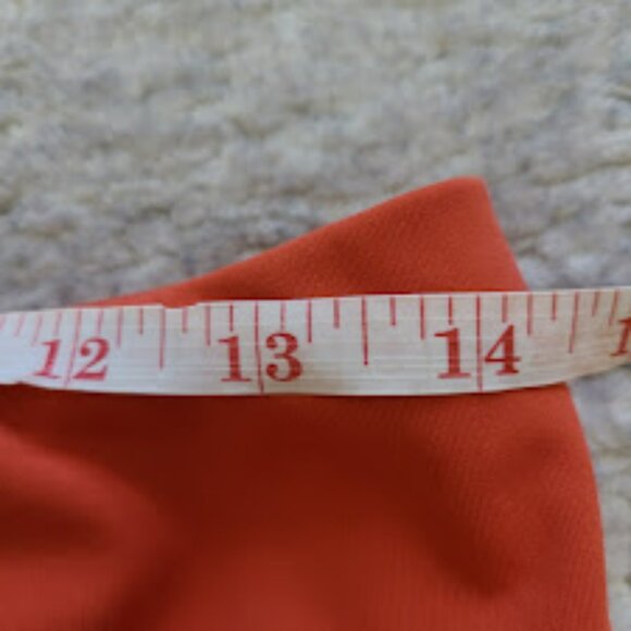 Oiselle Roga Shorts Size 4 Coral Pink | Running Athletic Gym Shorts - Picture 6 of 7